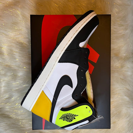 Jordan 1 Retro High White Black Volt University Gold