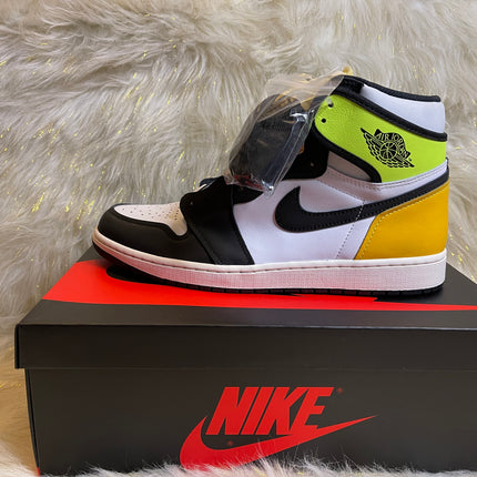Jordan 1 Retro High White Black Volt University Gold